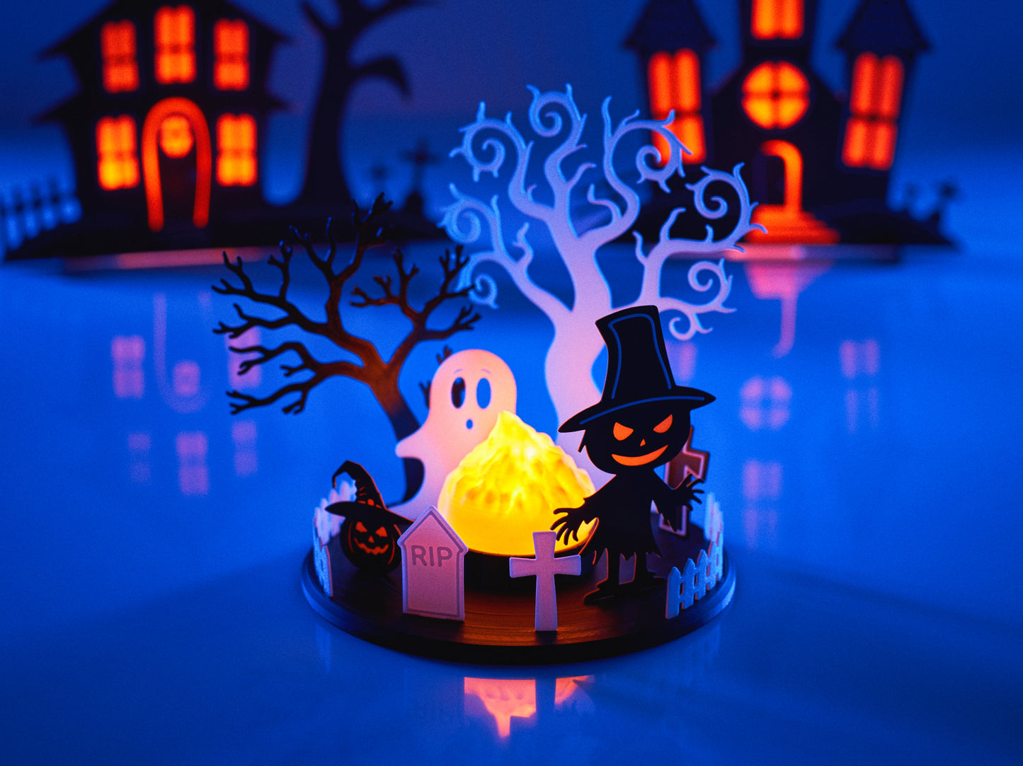 Leuchtendes Halloween-Diorama